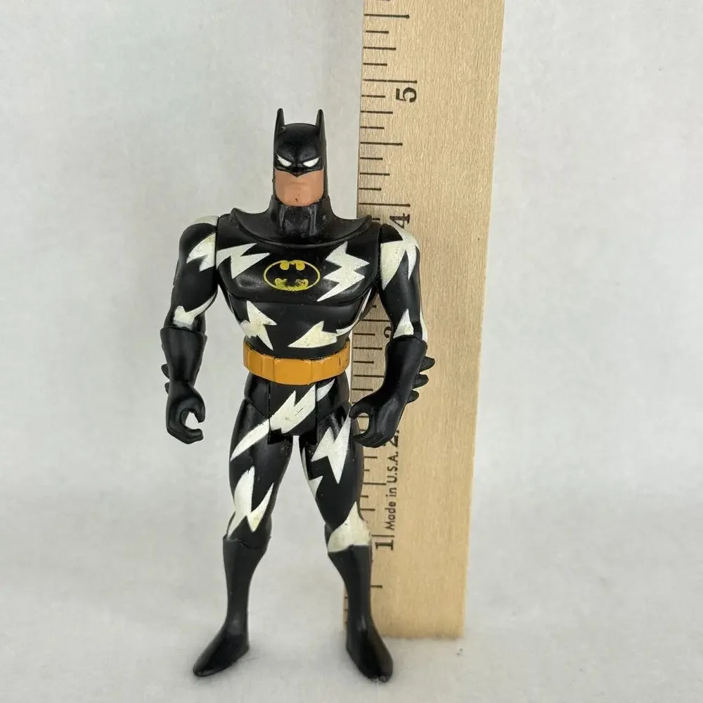 Vintage 1993 DC Comics Kenner Batman Animated Action Figure Lightning 5in Toy